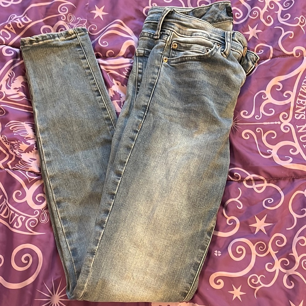 Aeropostale Jeans (NO HOLES)